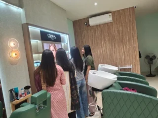LOREAL-RLAUNCH-SALON-MUNGER